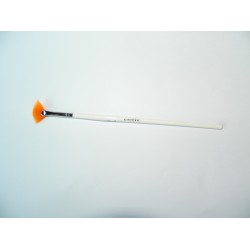 Pensula evantai nail art